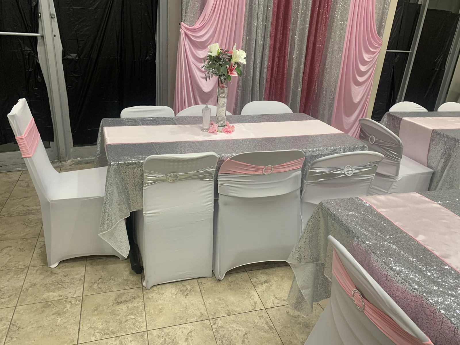 Tablescapes in AMDH’s pink-and-silver Celebration of Life décor